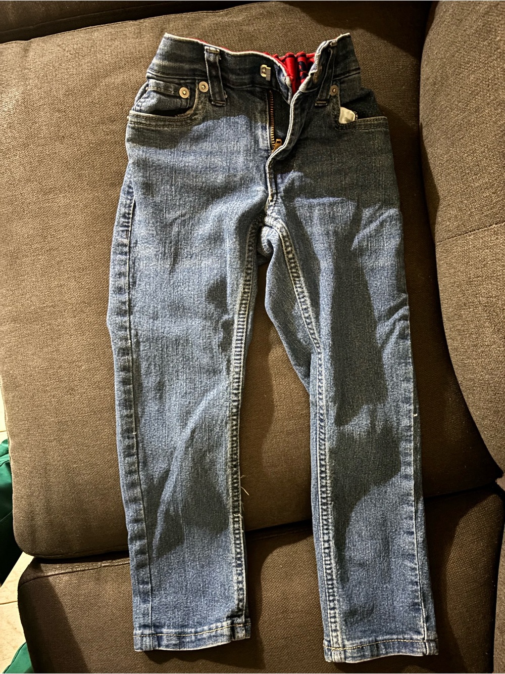 Levi's Girls Skinny Jeans in Blue with Red Waist Detail